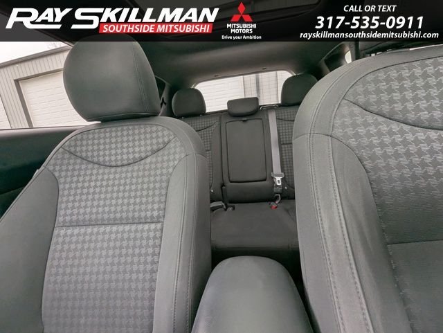 Used 2015 White Kia Exclaim image 24