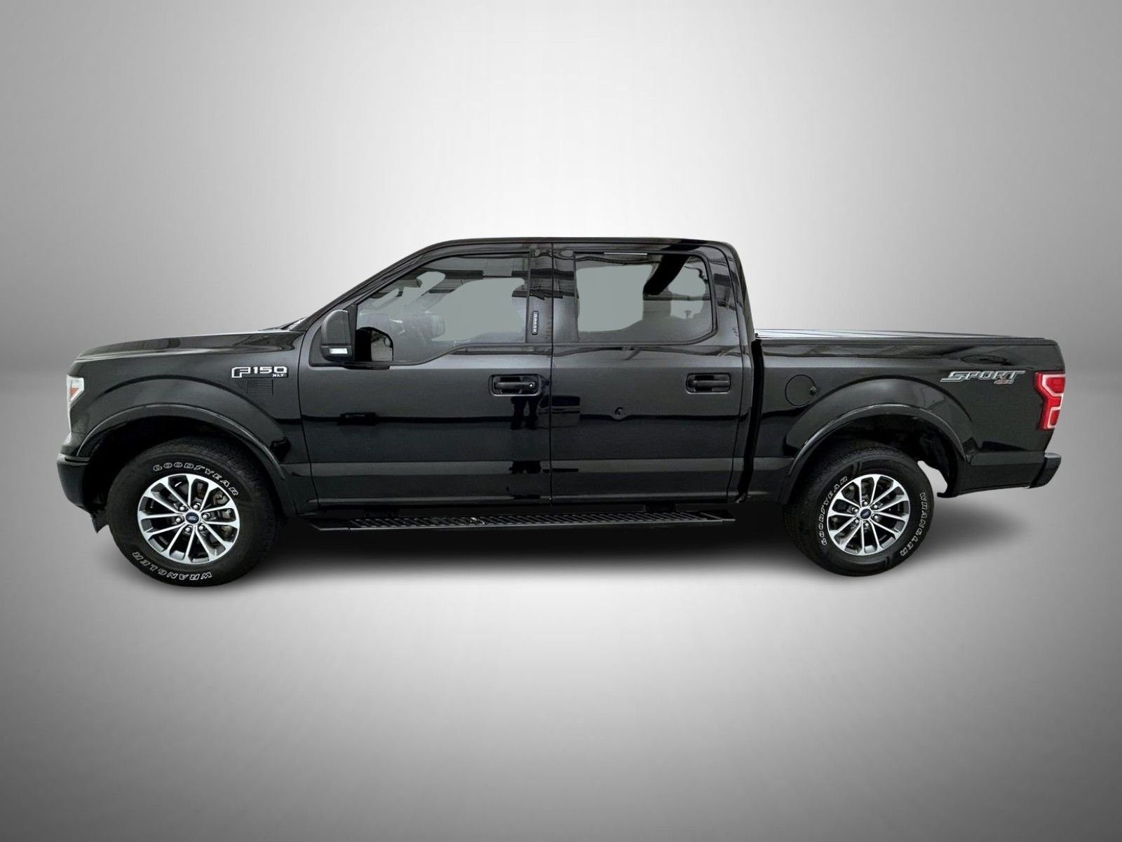 Used 2020 Black Ford XLT image 8