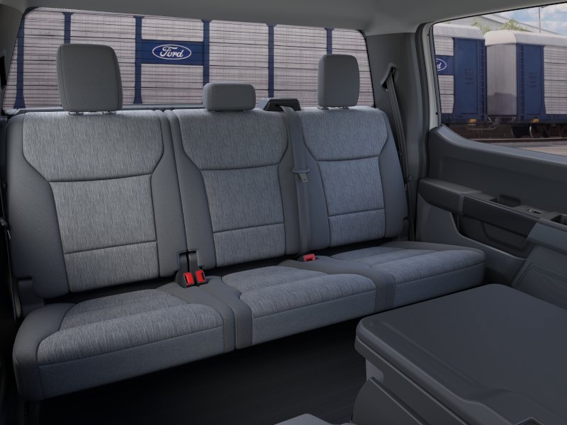 New 2026 Oxford White Ford XL image 11