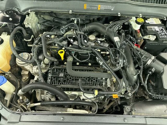 Certified Used 2020 Black Metallic Ford SE image 30