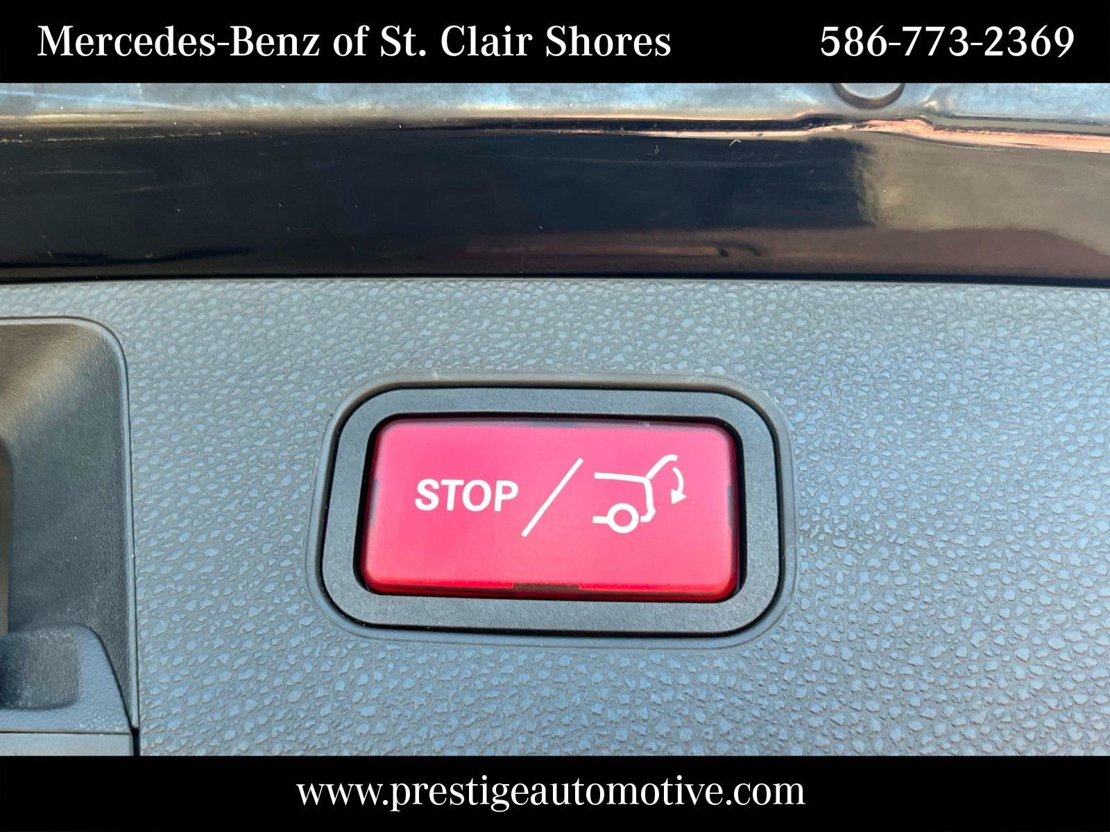 Used 2012 Black Mercedes-Benz GLK 350 image 13