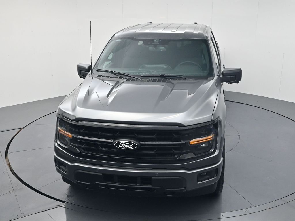 New 2026 Carbonized Gray Metallic Ford XLT image 28