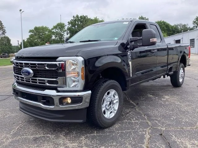 New 2026 Agate Black Metallic Ford F-350® XLT image 4