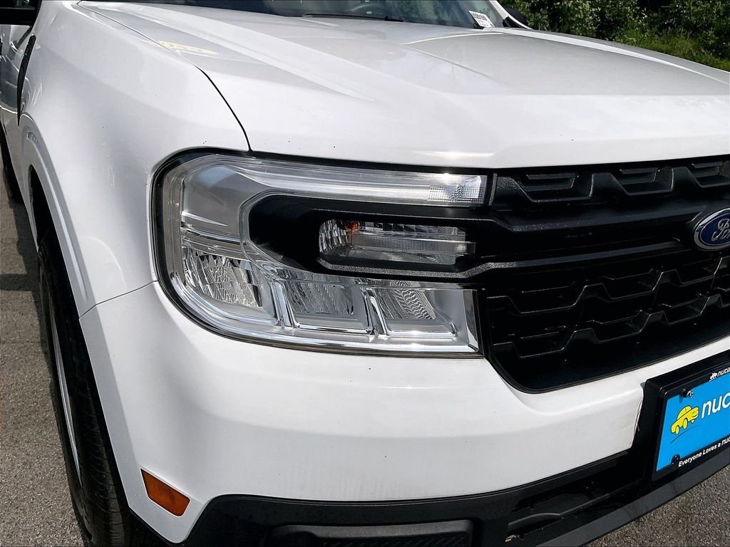 Used 2023 White Ford XL image 30