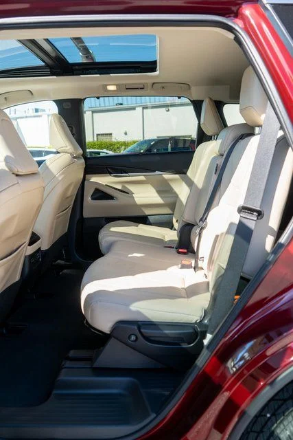 Used 2023 Red INFINITI Sensory image 14