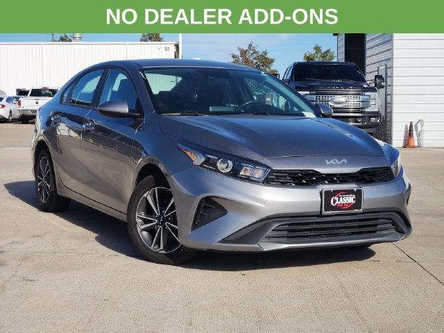 Gray 2024 Kia Forte Sedan Front-Wheel Drive Continuously Variable Transmission