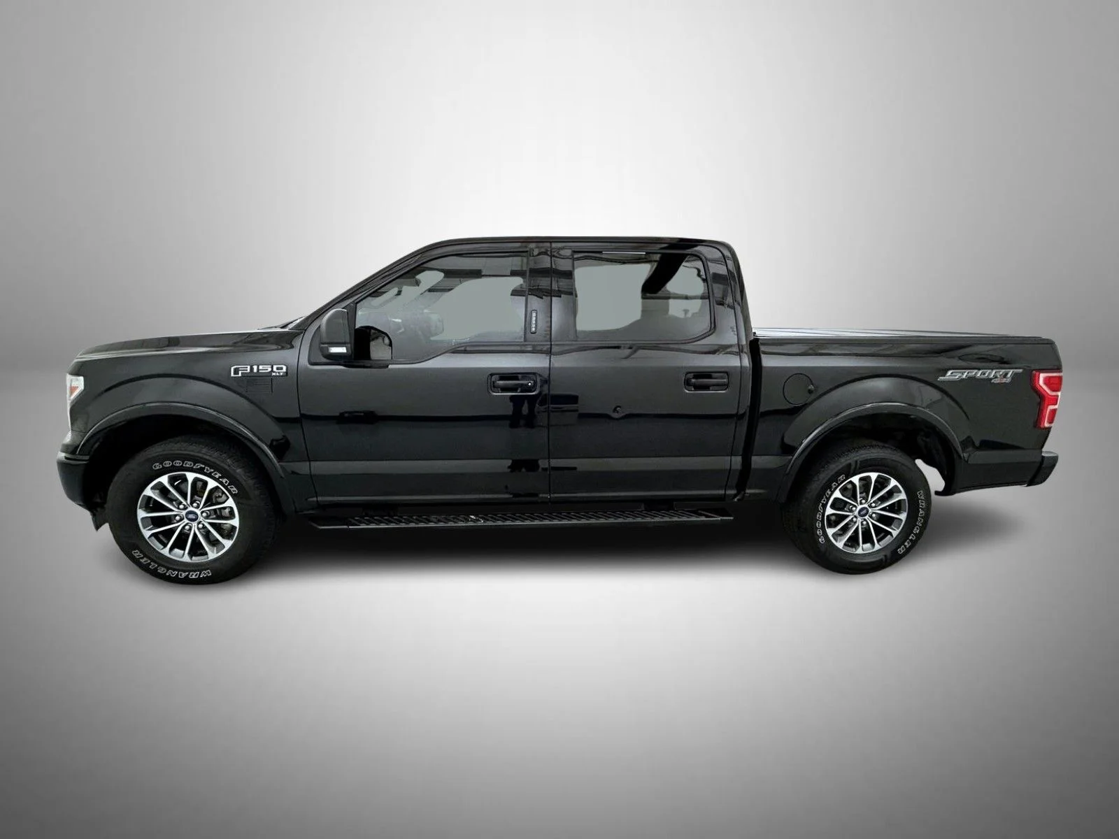 Used 2020 Black Ford XLT image 8