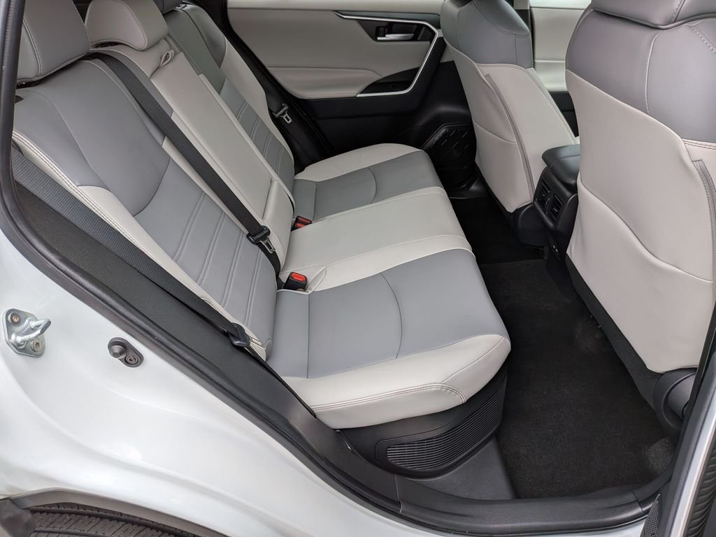 Used 2023 Beige Toyota XLE Premium image 18
