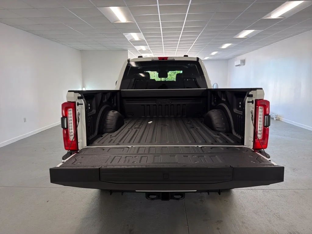 New 2027 Star White Metallic Tri-Coat Ford F-250® Lariat® image 8