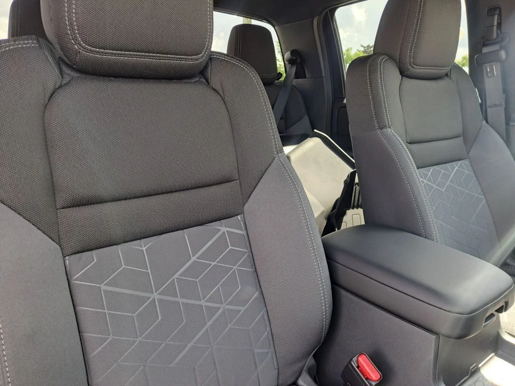 2026 Nissan Frontier SV - Photo 19