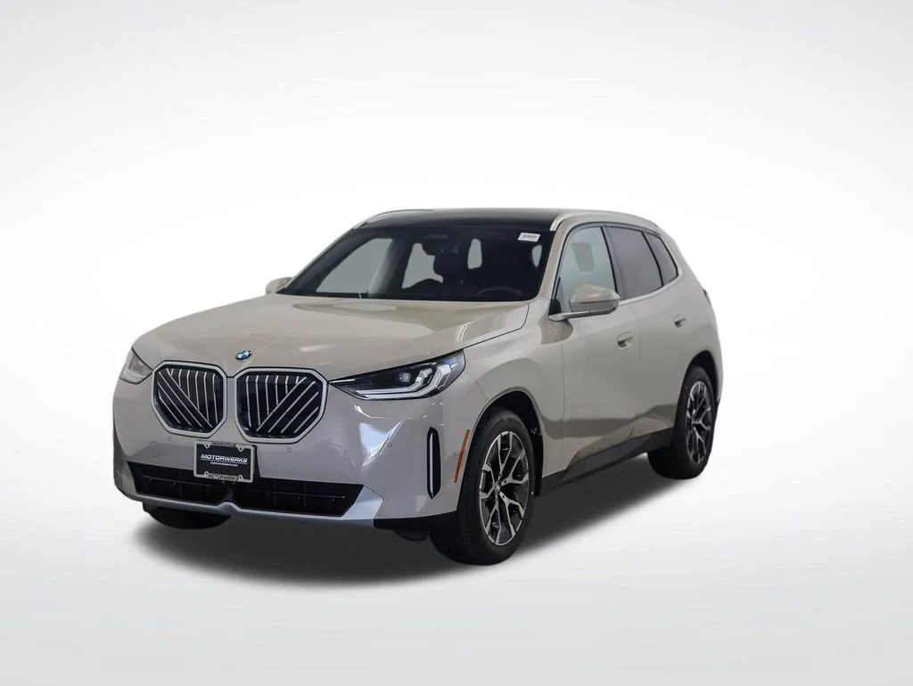 2025 BMW X3 30 XDRIVE's photo