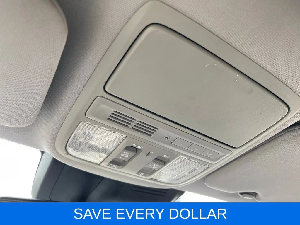 Used 2019  Honda EX-L image 23