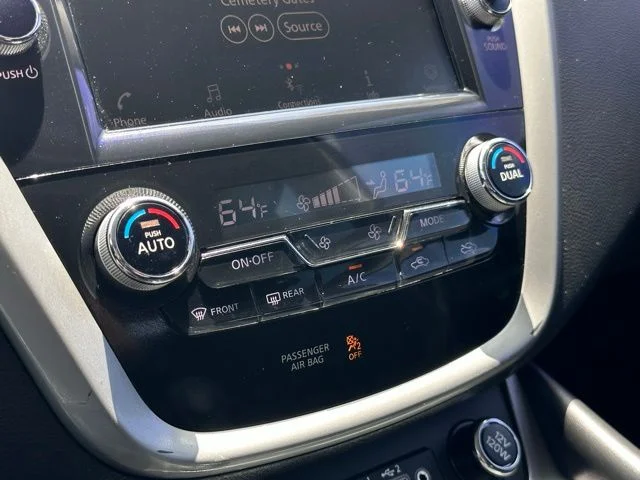 Used 2019 Silver Nissan S image 16