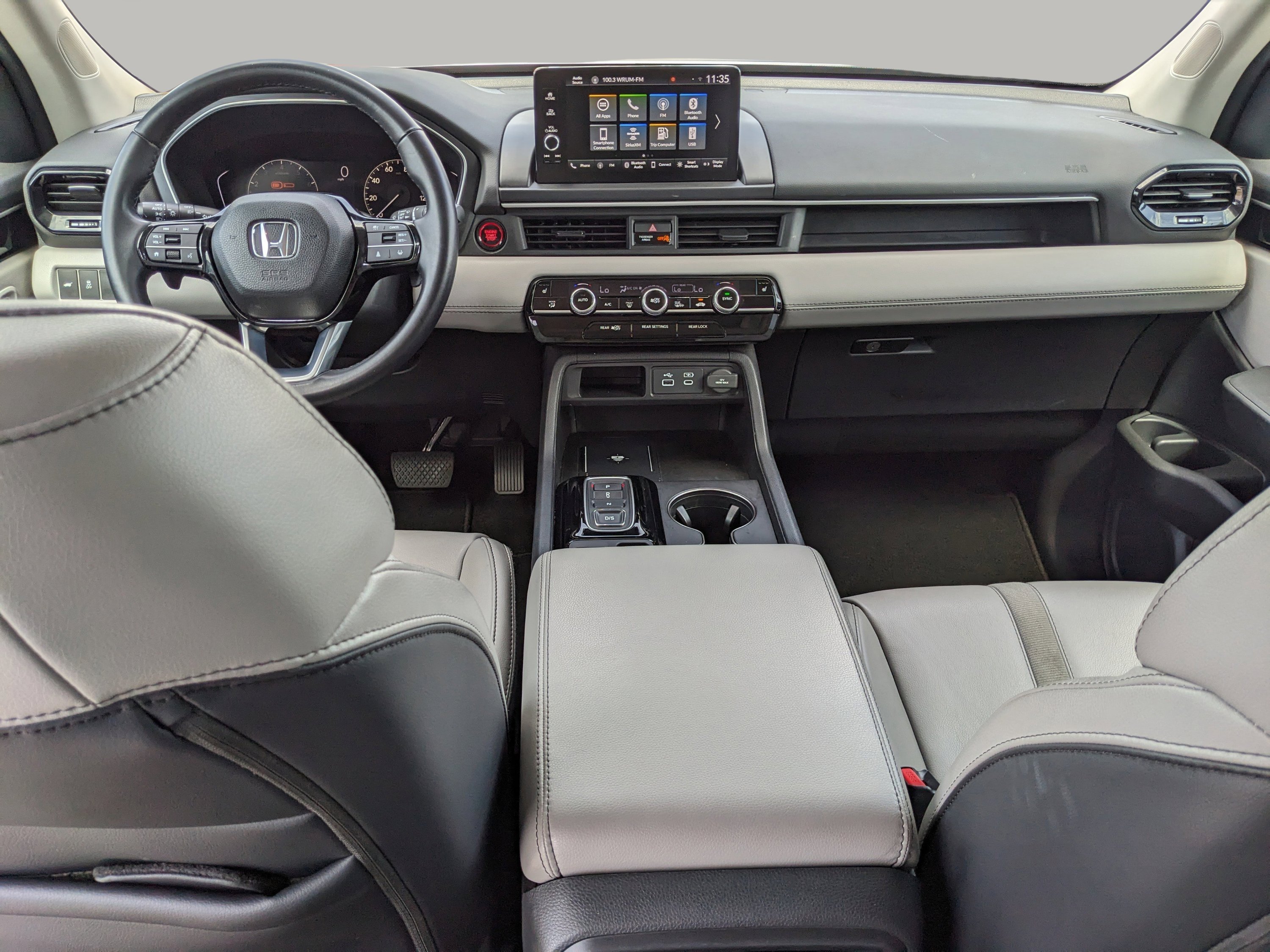 Used 2024 Silver Honda EX-L 8 Passenger image 16