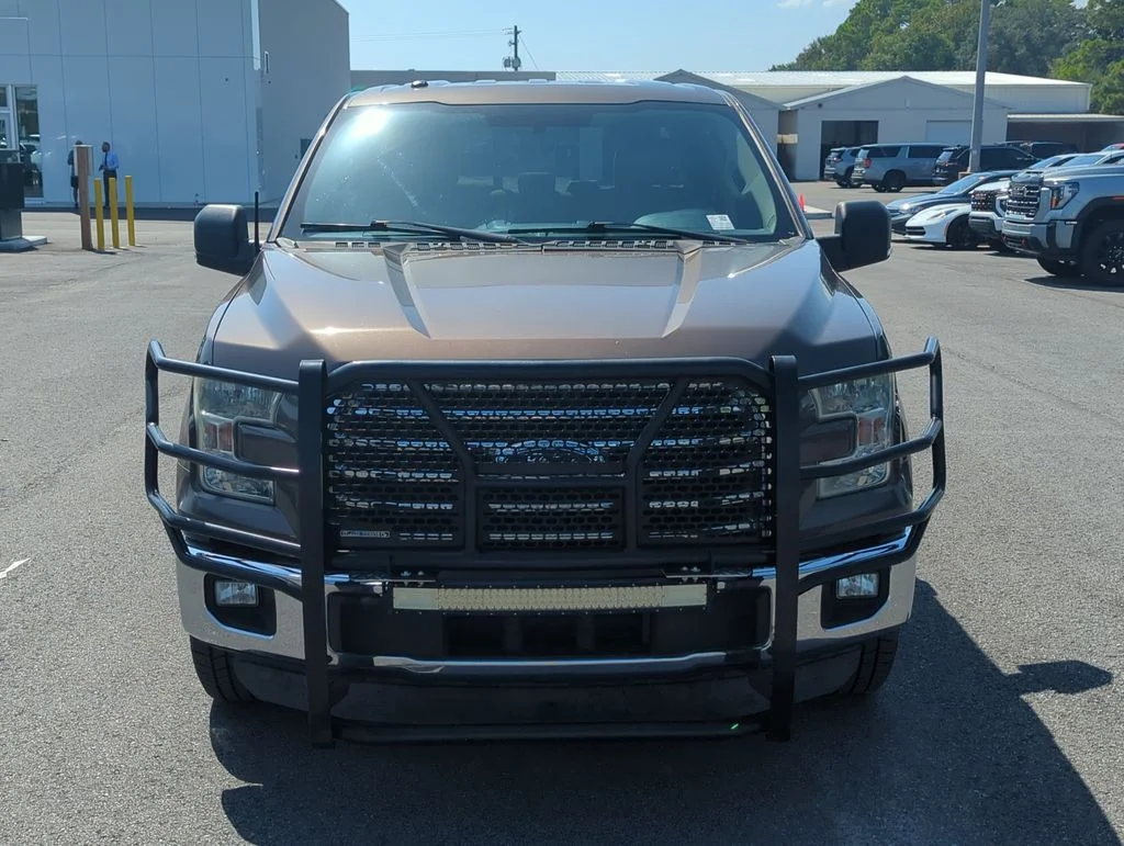 Used 2015  Ford XLT image 9