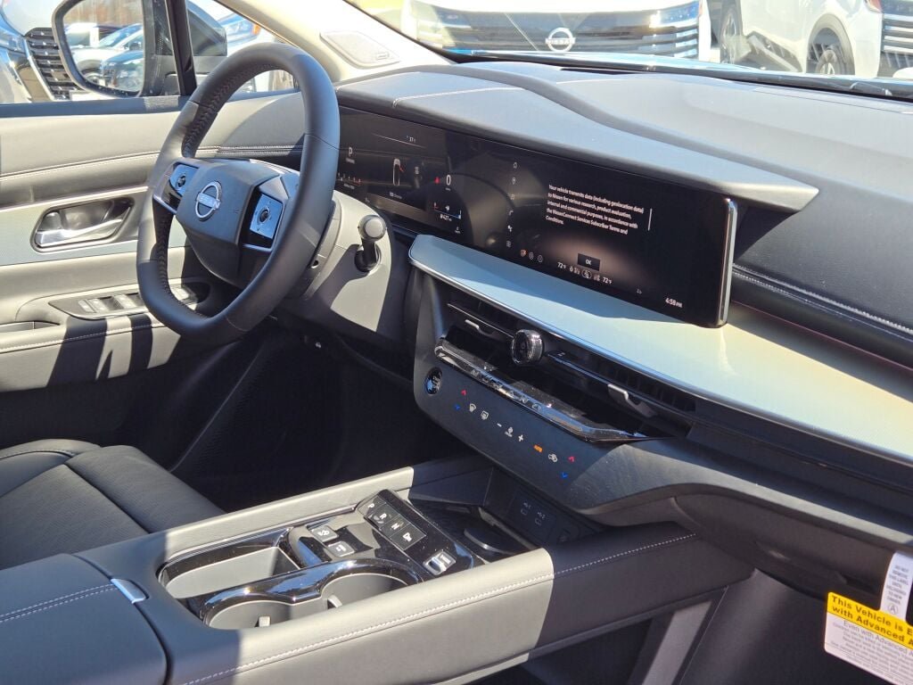 New 2026 Aurora Blue Pearl Metallic / Super Black Two-tone Nissan Platinum image 7
