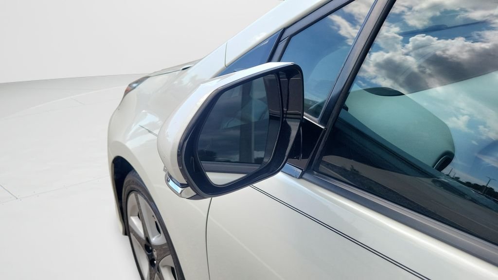 Certified Used 2017 White Toyota Four Touring image 25
