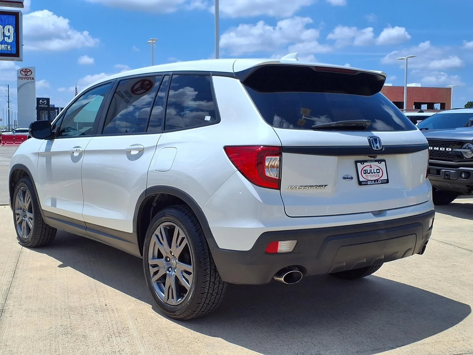 Used 2020 White Honda EX-L image 2