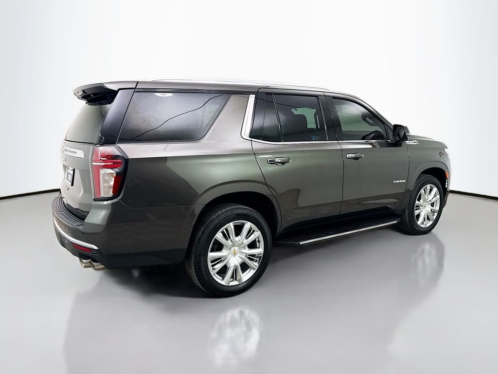 Used 2021 Gray Chevrolet High Country image 7