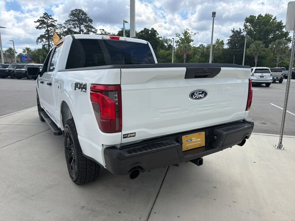 Certified Used 2025 Oxford White Ford STX image 6