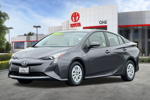 Used 2016 Gray Toyota Two image 9