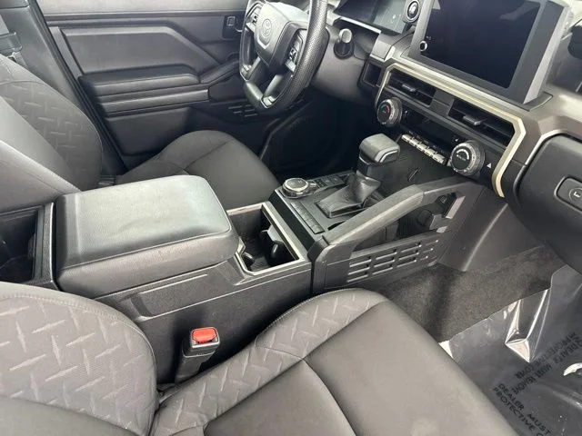 Used 2024  Toyota SR5 image 26
