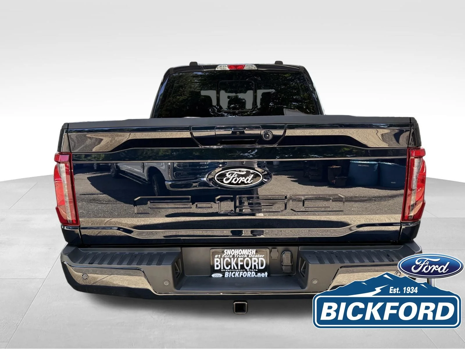 New 2026 Blue Ford XLT image 6