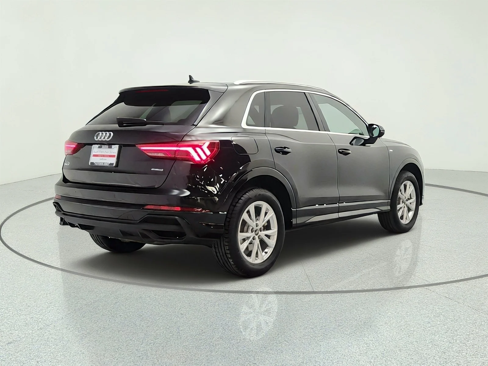 Used 2024 Mythos Black Metallic Audi S line Premium image 5