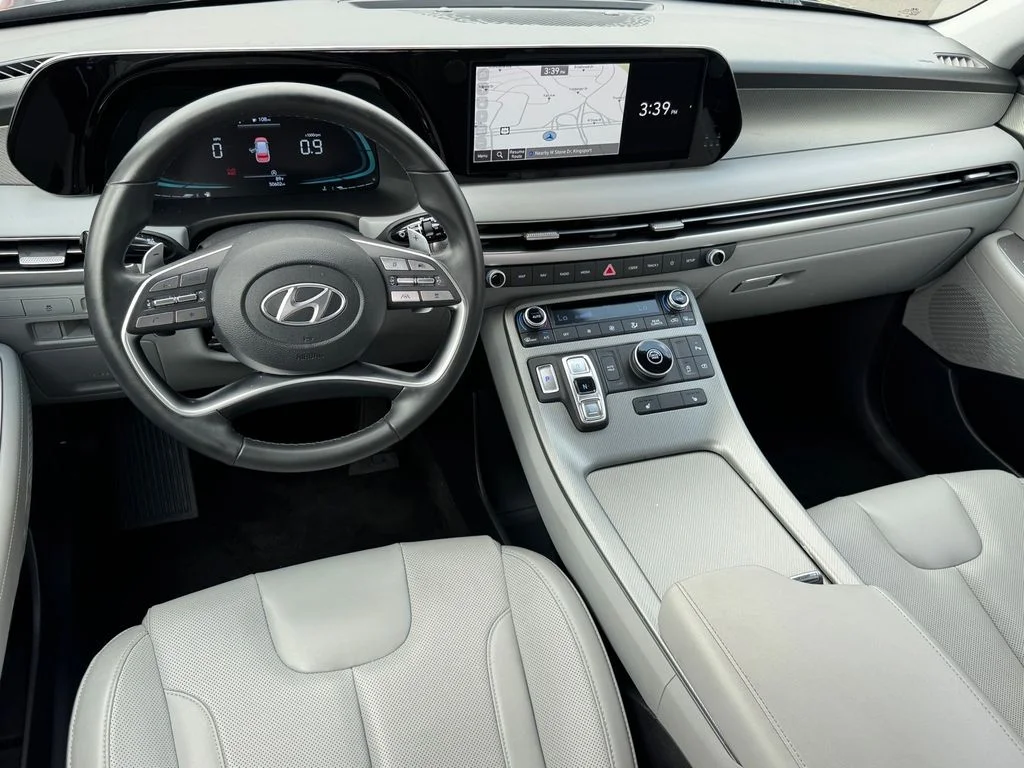 Used 2024 Gray Hyundai SEL image 14