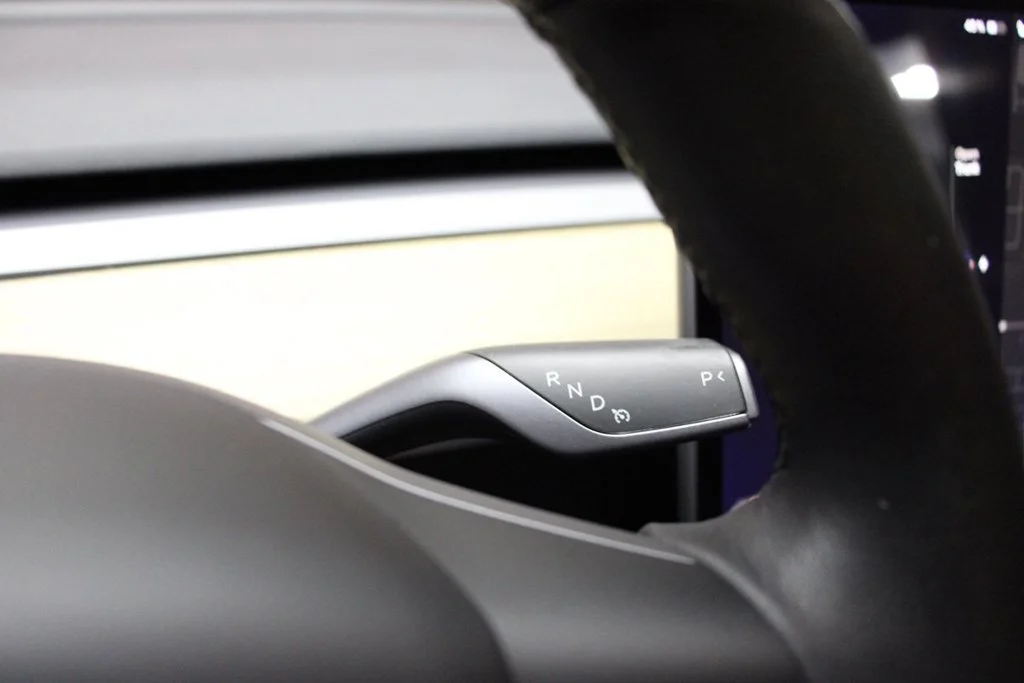 Used 2019 Deep Blue Metallic Tesla  image 43