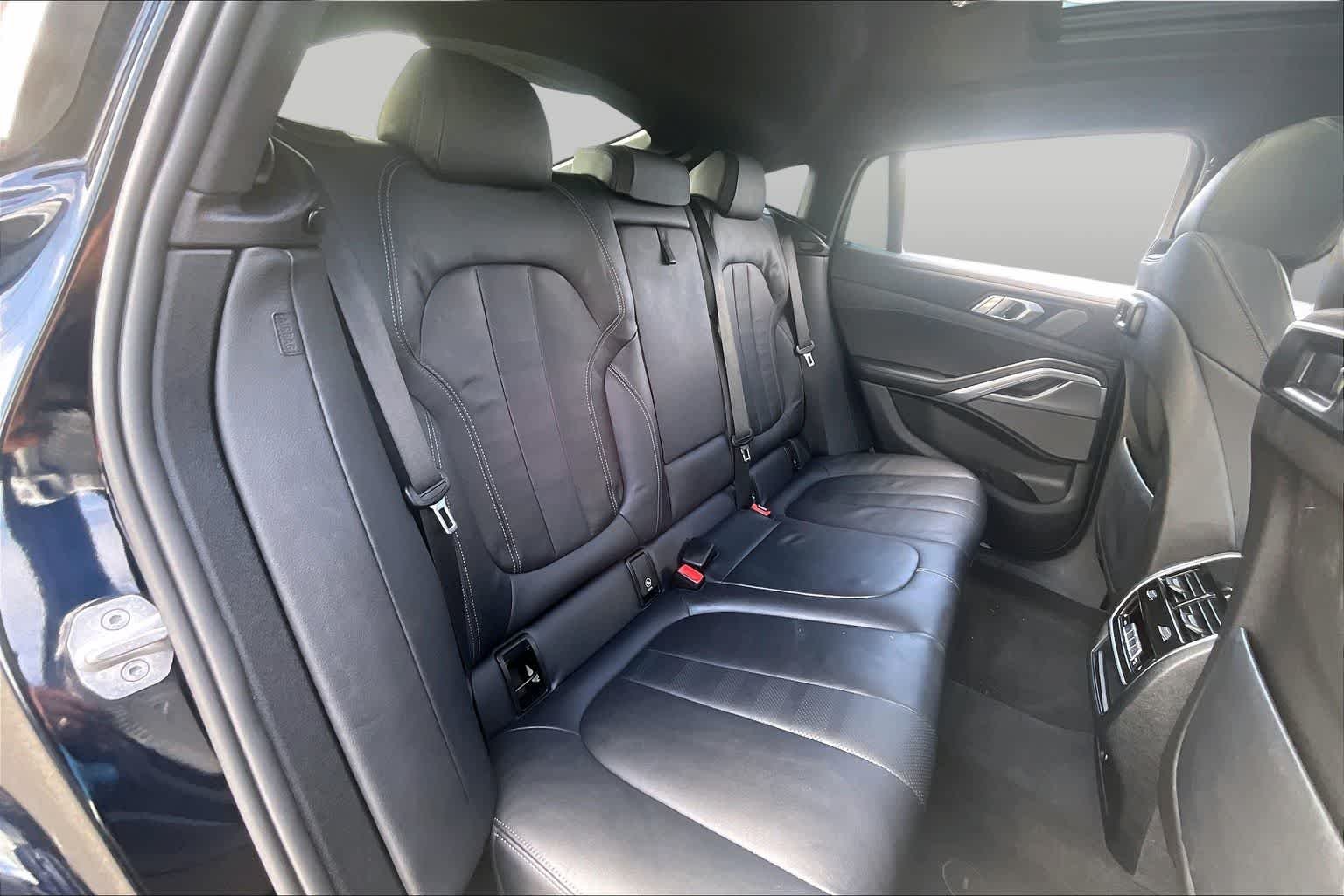 Certified Used 2022 Carbon Black Metallic BMW xDrive40i image 19