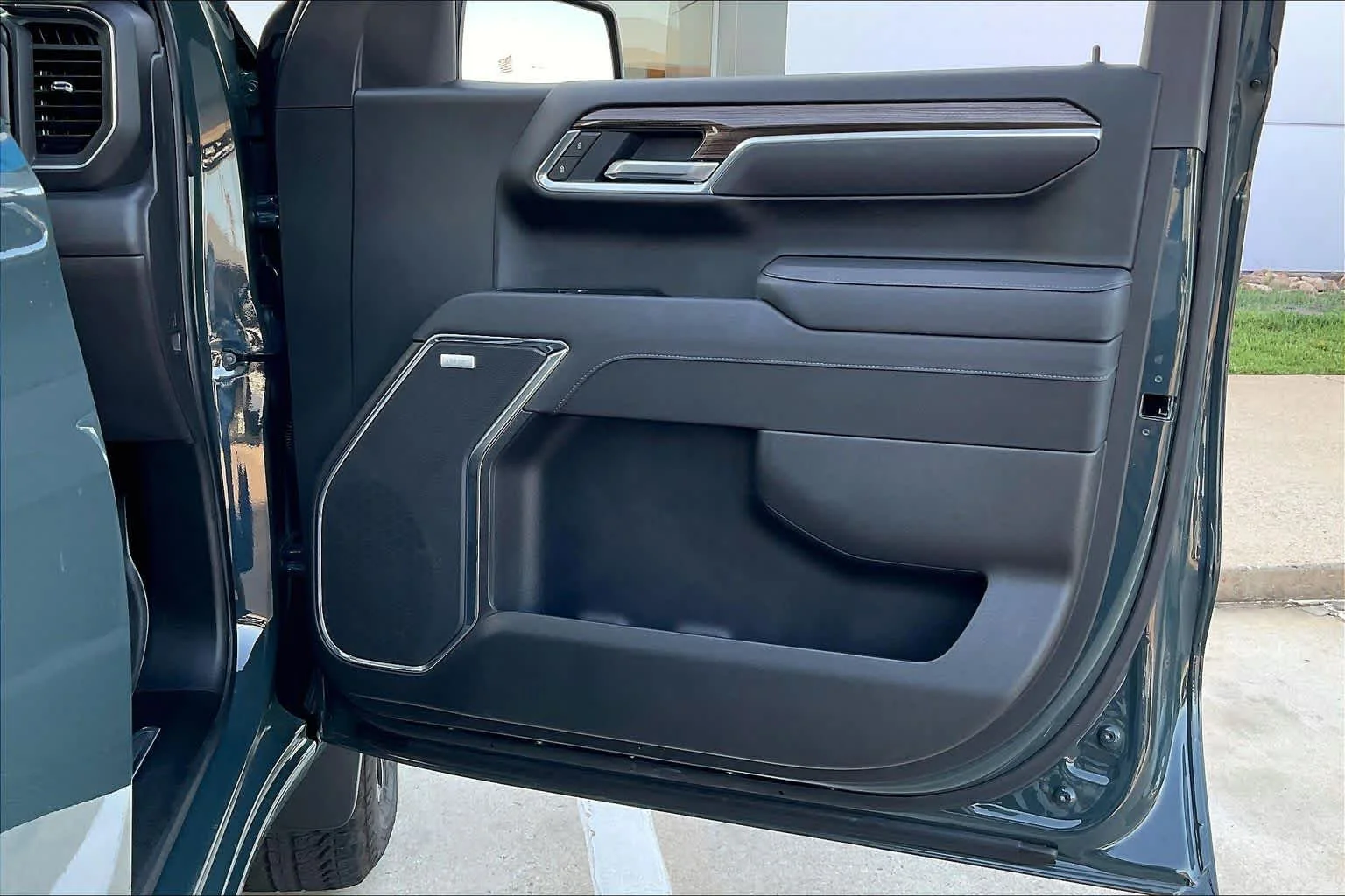Used 2025 Cypress Gray Chevrolet LT Trail Boss image 22