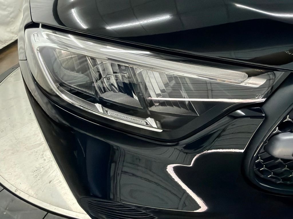 New 2026 Black Mercedes-Benz GLC 300 image 10