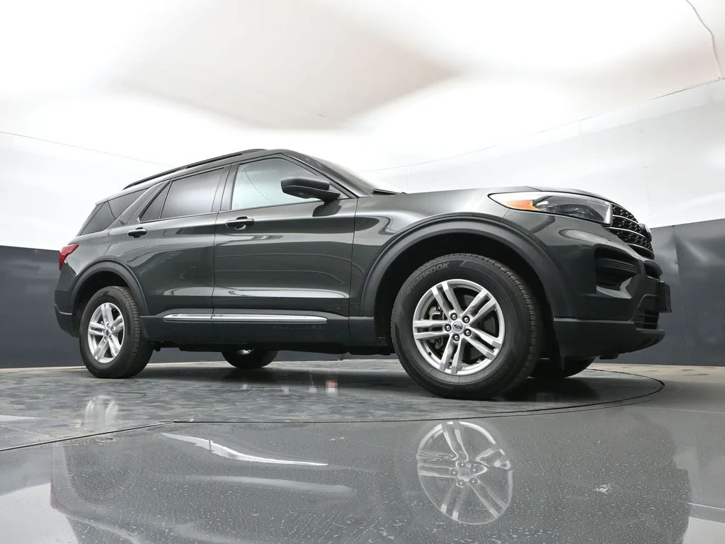 Used 2024 Green Ford XLT image 46
