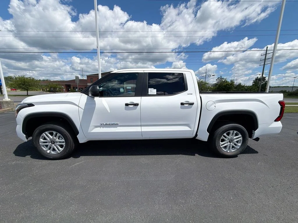 New 2026 Ice Cap Toyota  SR5 image 5