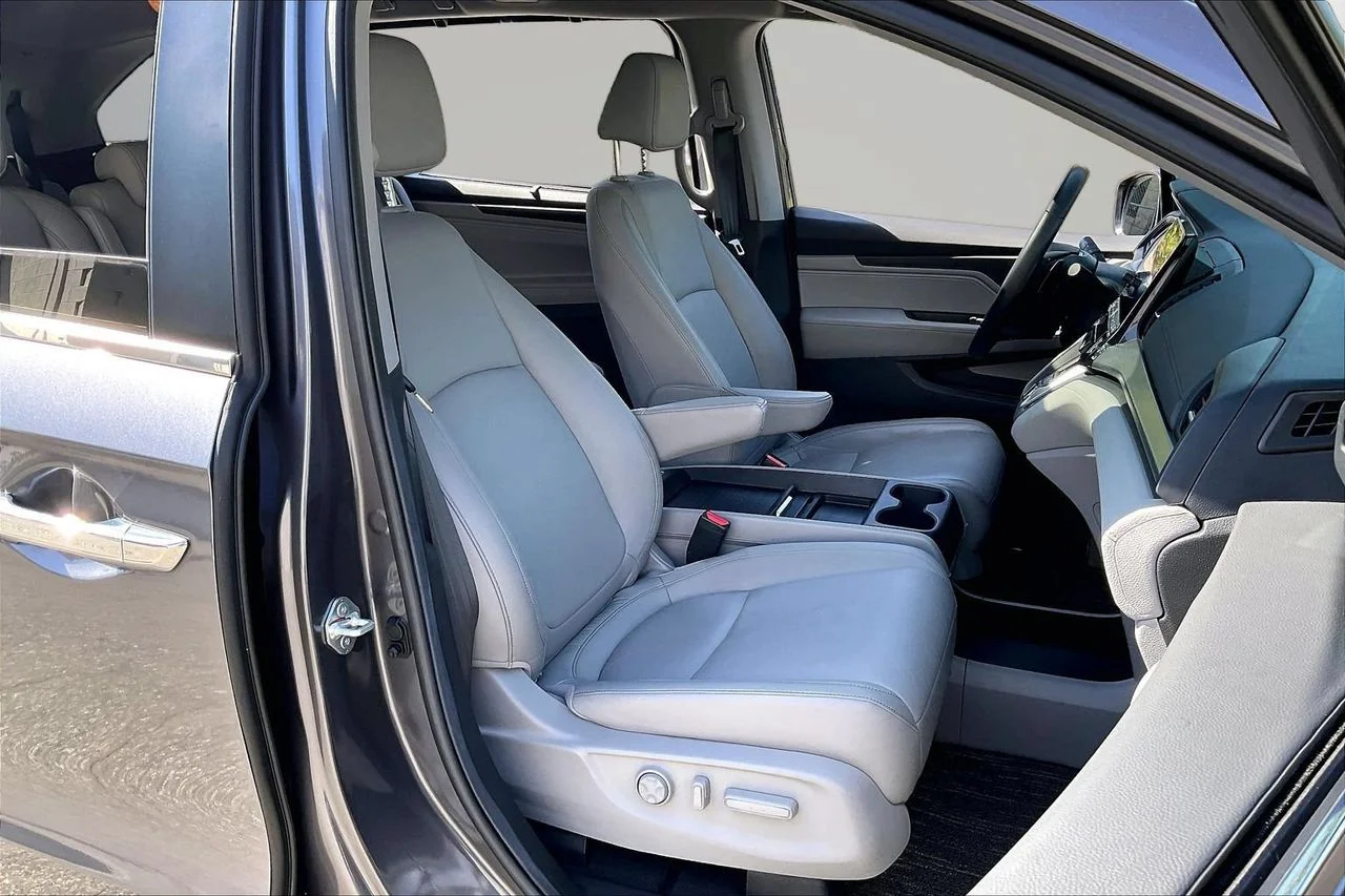 Certified Used 2024  Honda EX-L image 23
