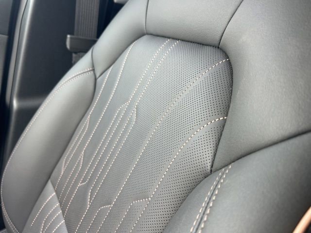 New 2026 Ebony Twilight Metallic Buick Avenir image 29