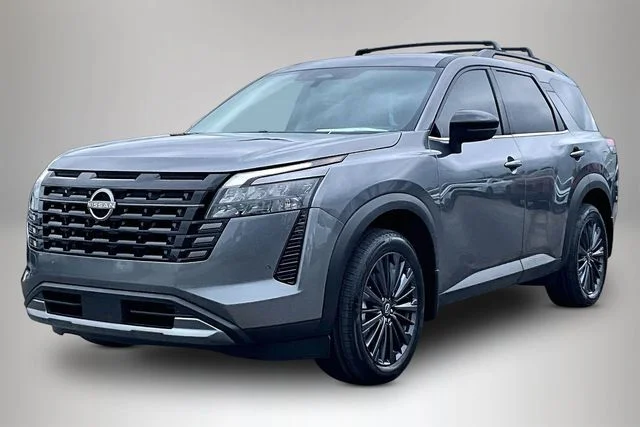 New 2026 Nissan Pathfinder SL 4D Sport Utility