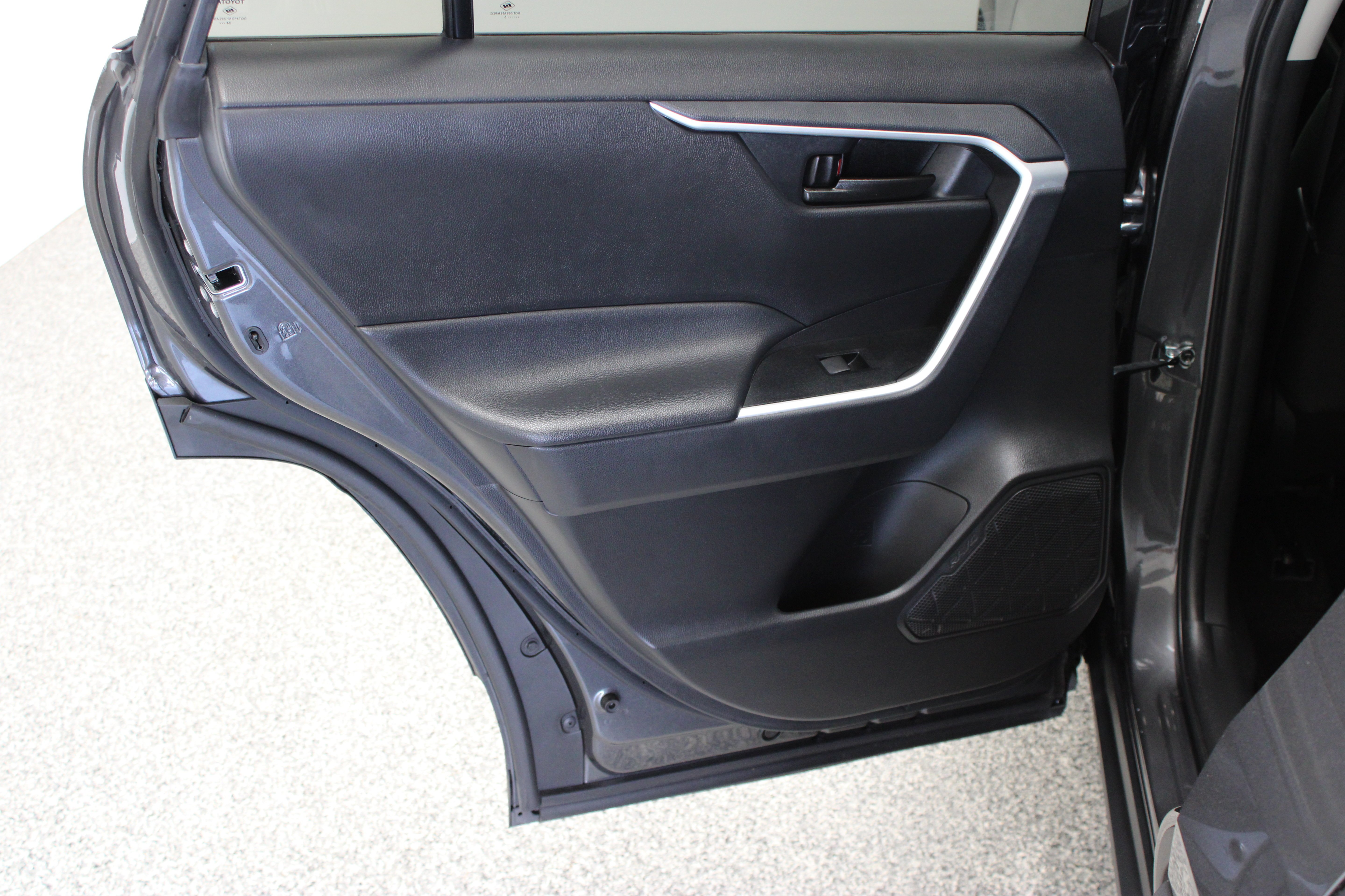 Used 2025 Gray Toyota Hybrid LE image 22