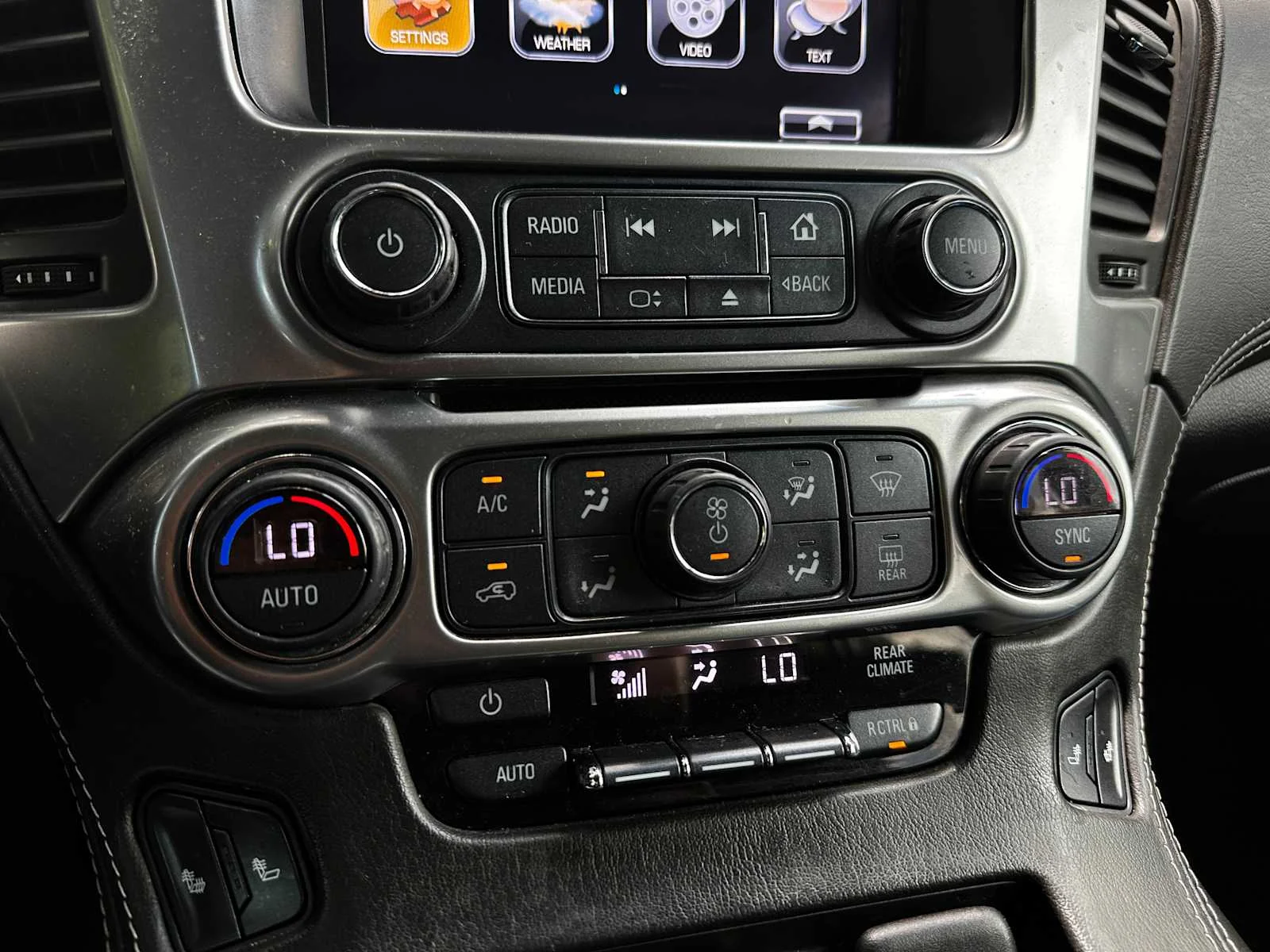 Used 2019 BLACK Chevrolet LT image 14