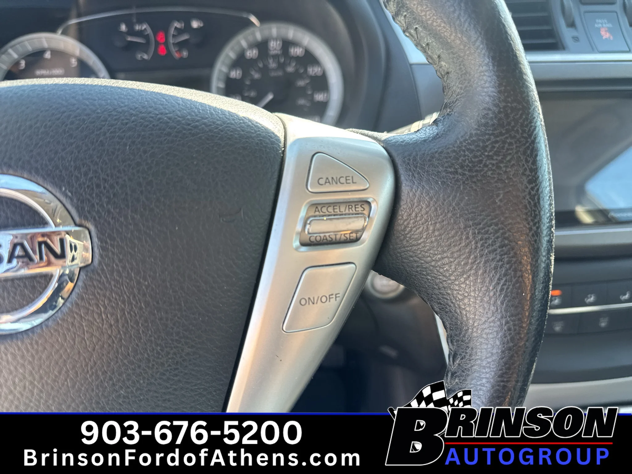 Used 2015 Super Black Nissan SV image 26