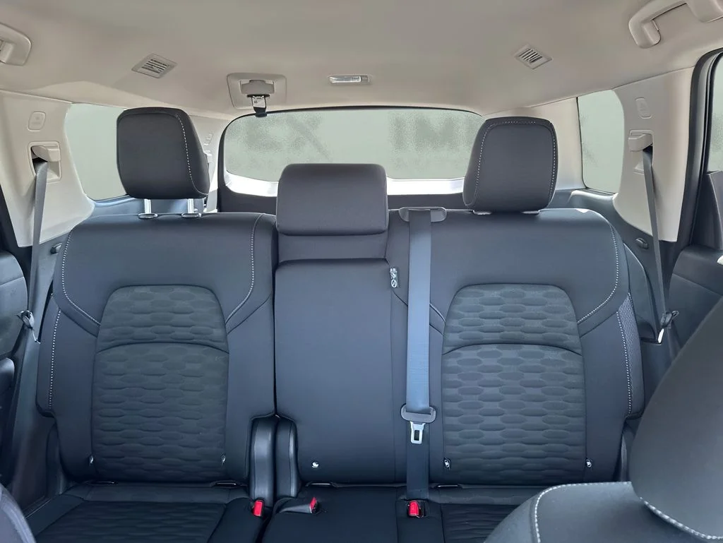Used 2025 Gray Nissan S image 10