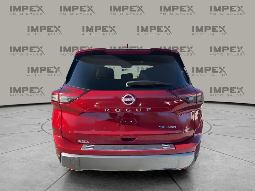 Used 2024 Red Nissan SL image 4