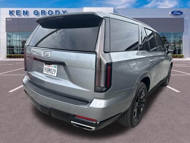 Used 2025 Silver Cadillac Premium Luxury image 8