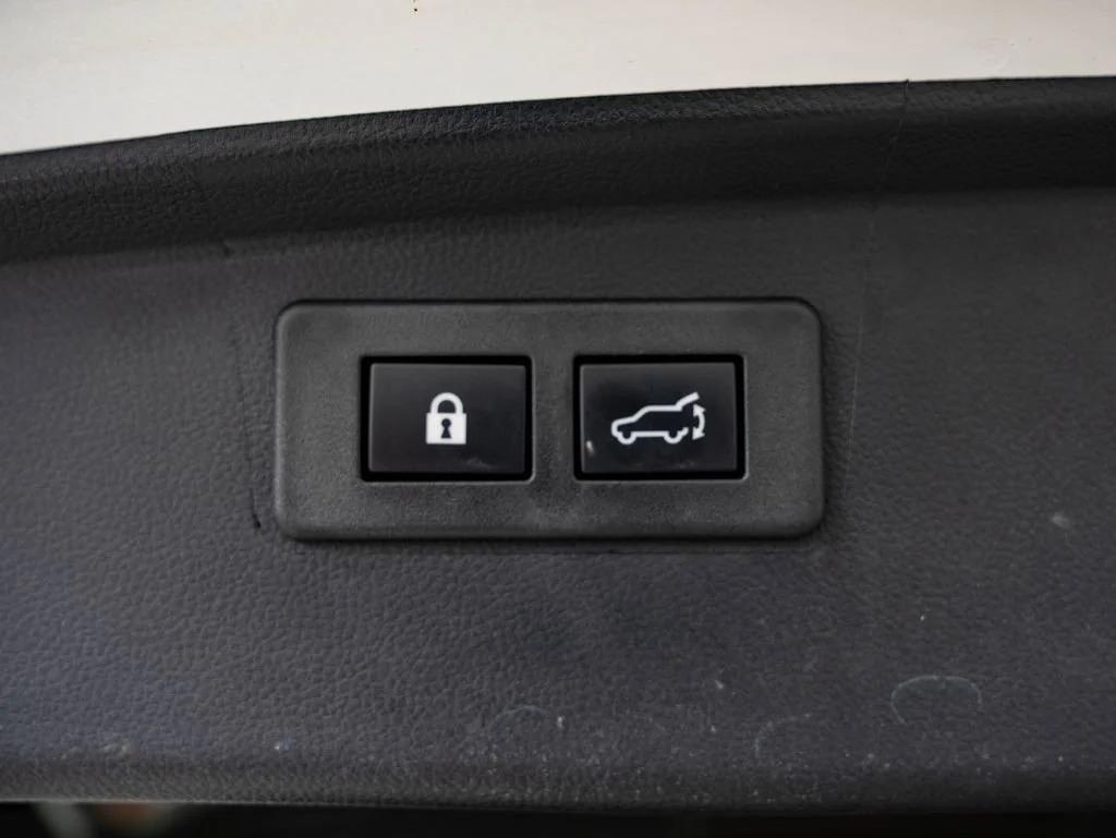 Used 2025 Crystal White Pearl Subaru Onyx Edition XT image 22