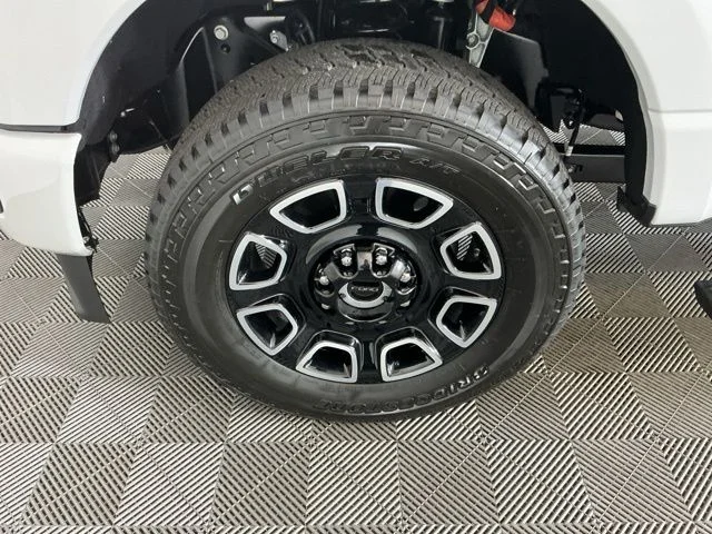 New 2026 Avalanche Ford Platinum image 34