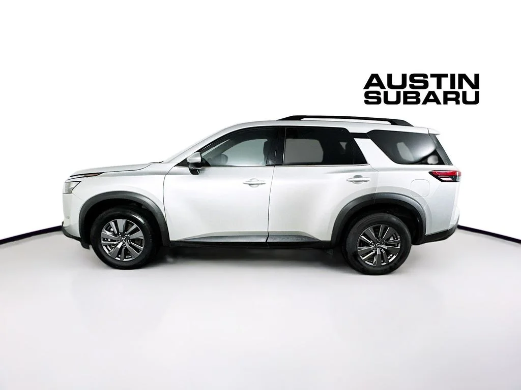 Used 2024 Silver Nissan SV image 4