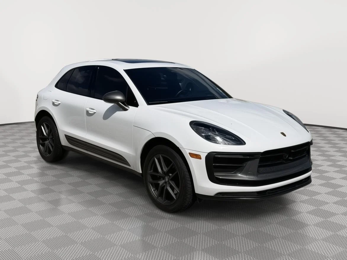 2023 Porsche Macan T