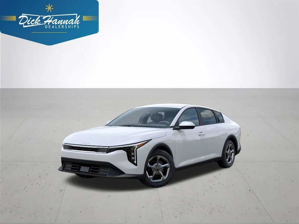 2026 Kia K4 LXS AT's photo