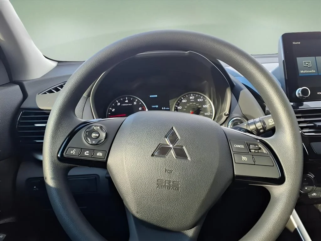 2026 Mitsubishi Eclipse Cross LE - Photo 18